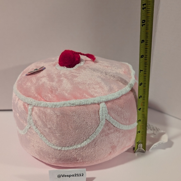 Target Bullseye Playground Valentines Pillow Cake Pink Frosted W/ Cherry On Top - Picture 8 of 8